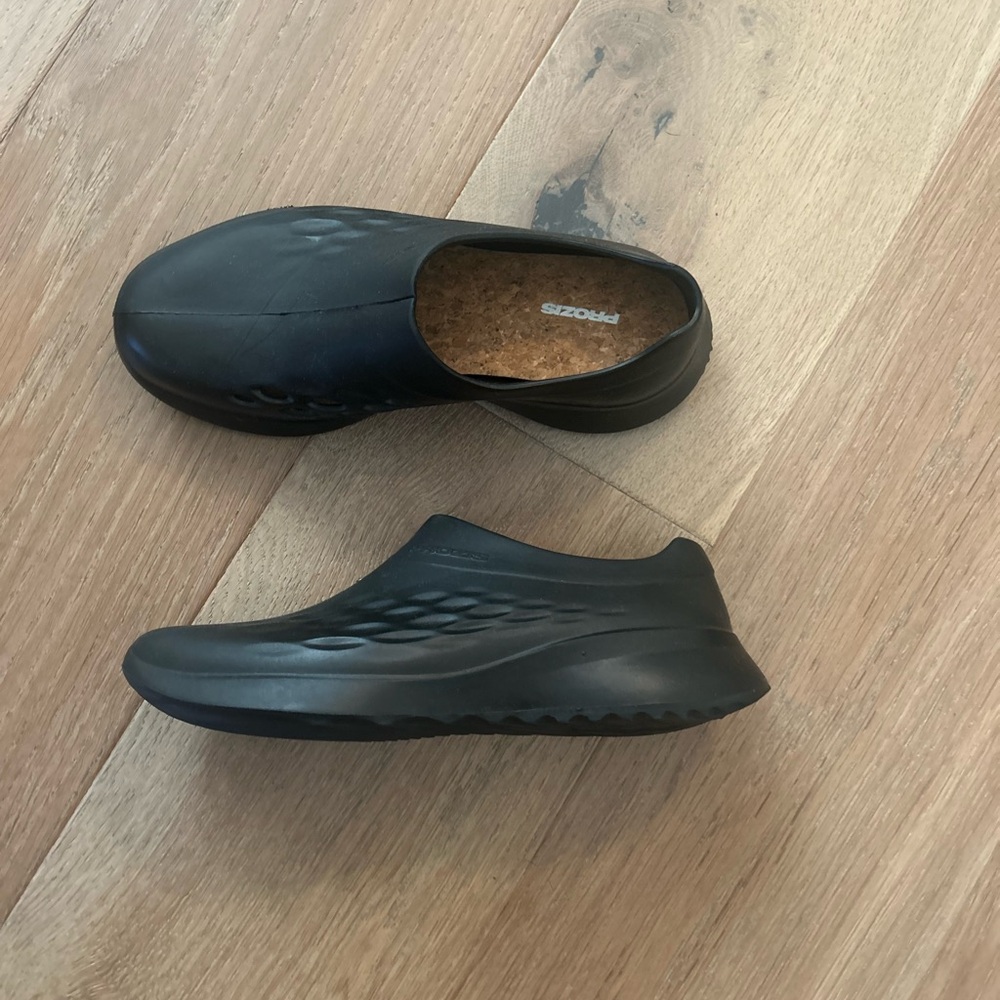 Prozis Black Slip-On Shoes